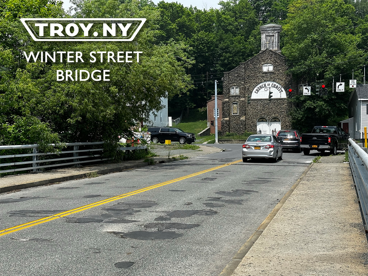 Winter-St-Bridge-Closing